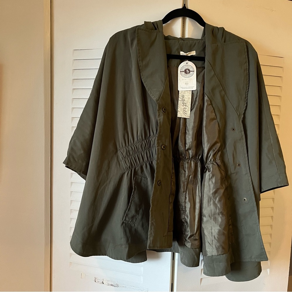 Cape by Mystree, NWT